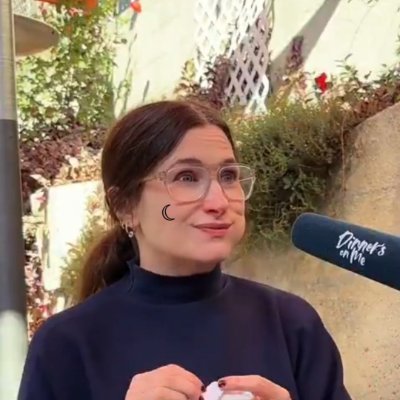 oceansgill's profile picture. 23, she/her 🏳️‍🌈🇨🇦《see you next season?》@hordeoflesbians
Abbi Jacobson , D'arcy Carden,  Jen Statsky, Hannah Einbinder, Jean Smart, Kathryn, hahn, Lisa An-