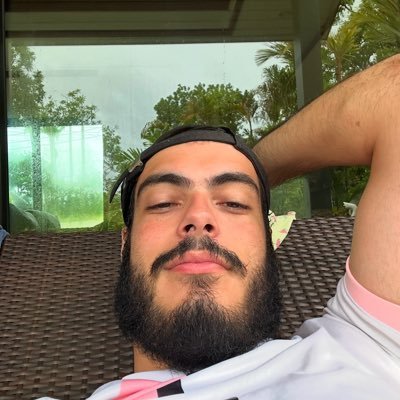 Leandroxv23's profile picture. Pour voir mes photos de vacances https://t.co/HAS0rQIn9p 📸