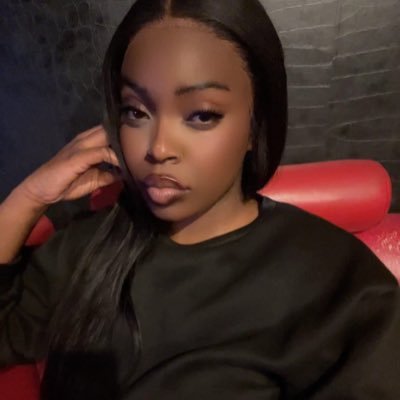 hln_naa's profile picture. Betty-Helena. Visionnaire de la communauté IMPACT CHRÉTIEN. Jésus a donné un sens à ma vie. https://t.co/1L3YoTC8Hw