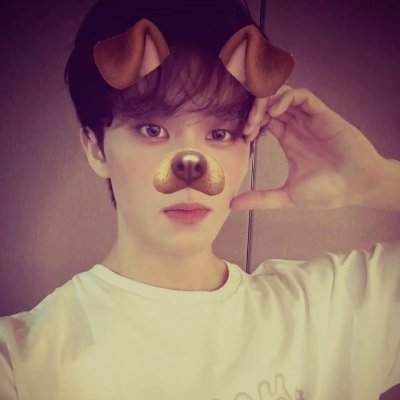 keonhobia's profile picture. y eso qué tiene que ver con mark