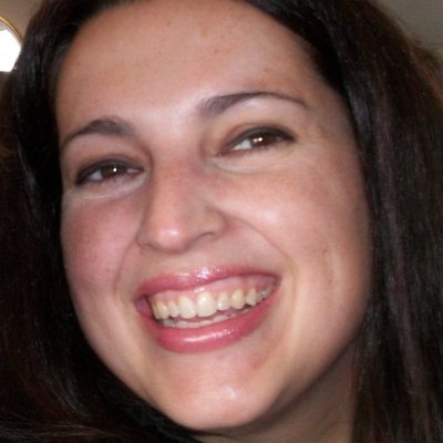 Peabutter10's profile picture. Let's talk about change, let's talk about hope, let's talk fun!  Proud mom to humans & animals, ghostwriter, change mgmt specialist. Views are my own. 🍁