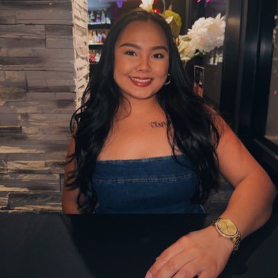 kahllyahsanchez's profile picture. it’s a privilege for you to be here