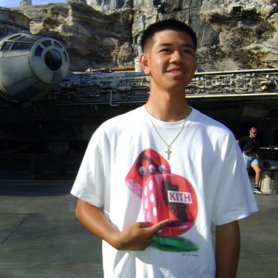 cozynatee's profile picture. 