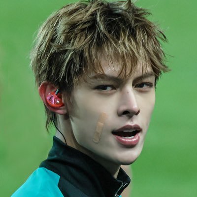 soprettyzzn's profile picture. ｡･:*:･ﾟ･:*:･ﾟ☆