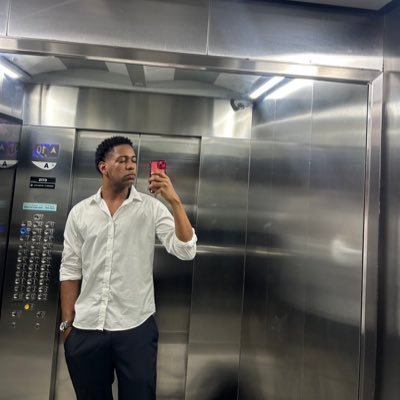 ludmil22's profile picture. 