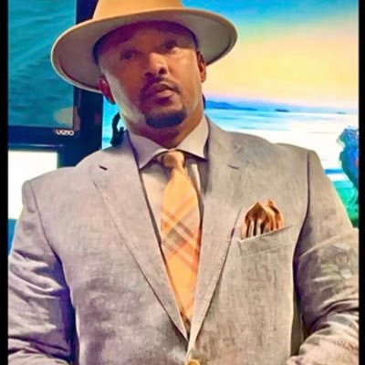 patworksout's profile picture. South Carolina born and raised. USAF vet. Air traffic controller. I'm the guy in the tower, not the guy with the orange flashlights. Capricorn to the core..1980