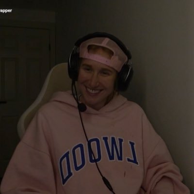 6tarkitty's profile picture. #katiebtwt #sassystewietwt priv - @7hegold