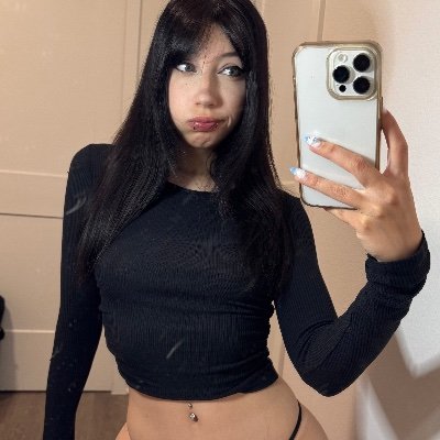 alessandrakitt's profile picture. perceive me at your own risk ₊⊹ main: @alessandrakittv