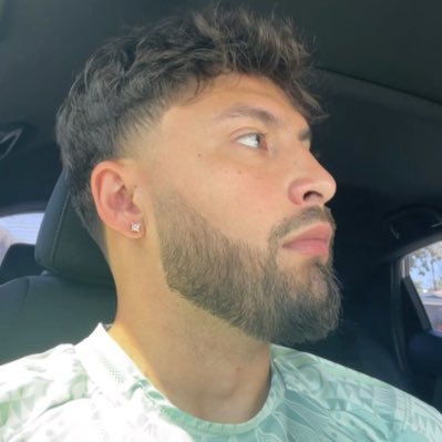 Gunstahhh's profile picture. ⚡️ @behvel @chargers @fcbarcelona