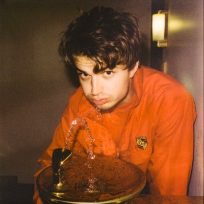 lied2girls's profile picture. nate sib and lola tung pr manager