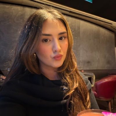 ariapopal's profile picture. Planner. @YorkUEUC grad. She/her. 🌆👩🏻‍🎓🎨☕️. Views are my own.