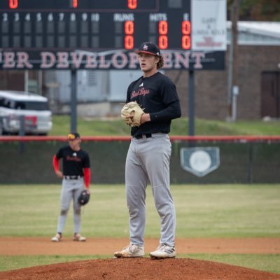 Bennett Holdener Profile