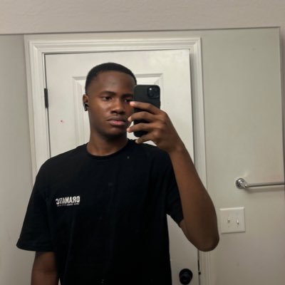 harizayo's profile picture. Brand Designer. Learning Cybersecurity 📩harizbu1505@gmail.com