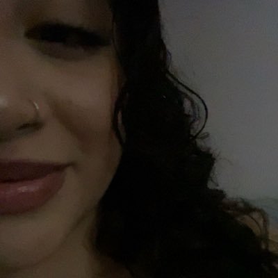 experimenting01's profile picture. a 5’10 hispanic 😱 🇸🇻 21! nsfw/sfw acc yk what the emoji means :p