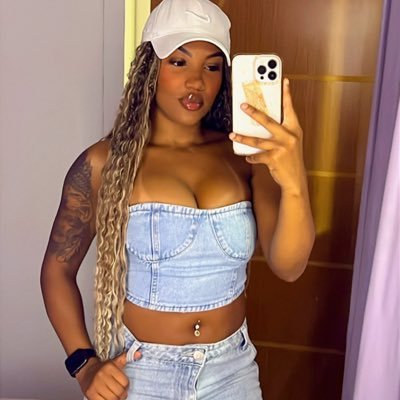 crfhanna's profile picture. 