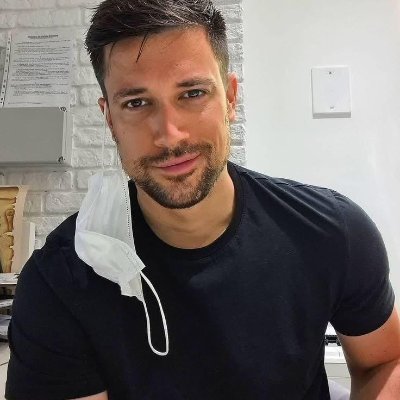 Stefan225537219's profile picture. Ich bin Arzt