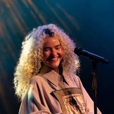 Dudagomesd0's profile picture. 