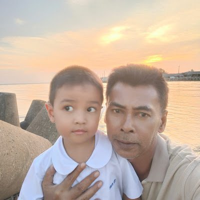 sudinthrce12826's profile picture. 