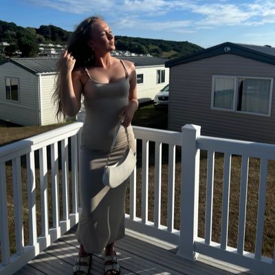 dionlightt's profile picture. 