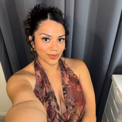 Follow_AndTweet's profile picture. 