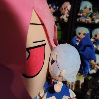 yuriyalloween's profile picture. 