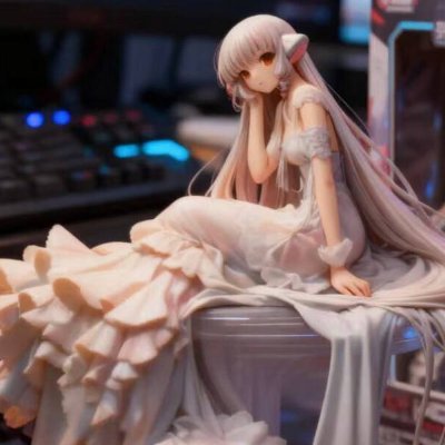 Mayu_m67's profile picture. 古い街路は、🇯🇵半分は詩的で、半分は日常生活の些細な出来事を物語っています。✈️古い民謡は、🏰半分は物憂げで、半分は忘れられないものです。