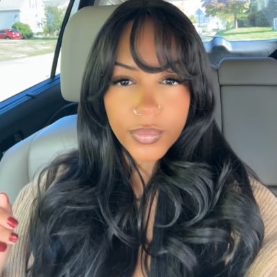 ricanbarbi_'s profile picture. certified yapper 🫶🏽. 27. boston.