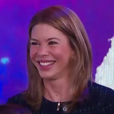 jeanlucasns's profile picture. 1️⃣9️⃣ •
Anti-mimimi...
Fã da emissora mais querida do Brasil! 🇧🇷 
Viva o eterno MAIOR comunicador e rei da TV, Silvio Santos! 🎤