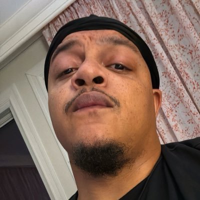 COLE_WORLD93's profile picture. | Movies | R&B | Blerd | ENTP |F A T B O Y | Educator | Dance | Regulation Hottie | Follows God | Eccentric |🌈 | 𓂀 | ♋️ | BeyHive |