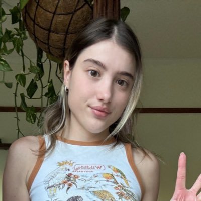 thistransgirll's profile picture. What you’re looking for ↙️