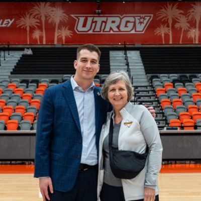 adamhoward0's profile picture. UTRGV Men’s Basketball @utrgvmbb ✌🏻/ President, @gtghoops