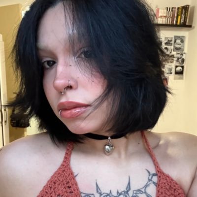 LOKlSWIFE's profile picture. °❀⋆.ೃ࿔*:･°❀⋆.ೃ࿔*:･