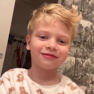 Kaitesla09's profile picture. Kai musk son of Elon musk the CEO of X and Tesla🚀🚀