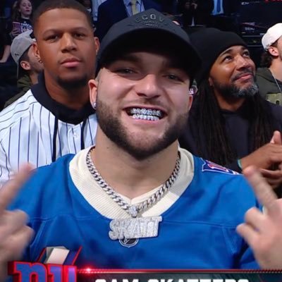 liljuan_12's profile picture. WHY NOT ?