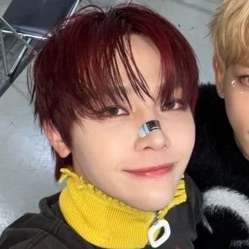 femjunie's profile picture. txt andteam