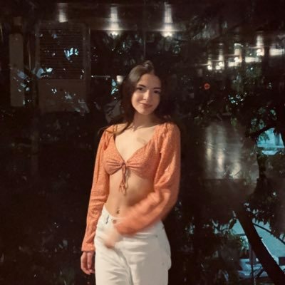 anatteixeir4's profile picture. Isaias 54:17