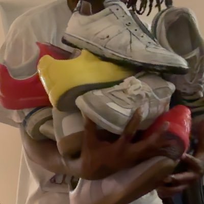 RevolutionNak's profile picture. AINT SHIT FREE TIL THEY FREE MY POPS 🔩HG 👑https://t.co/aPerUihE51