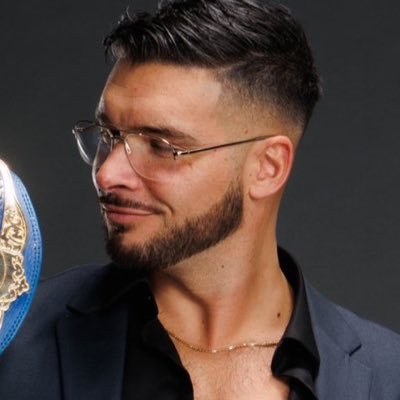 SmileAMassKill's profile picture. I’m THE gift of god, who saved Canada and brought it to the top. not @OfficialEGO