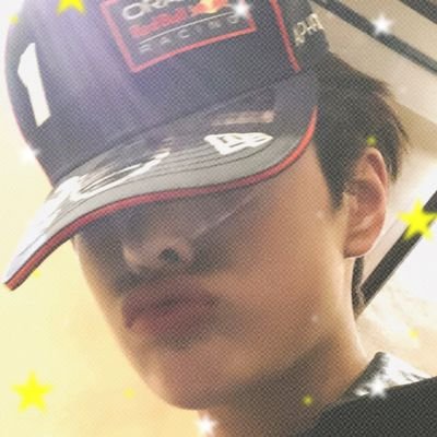 cortieoe's profile picture. 𝗁𝖺𝗉𝗉𝗂𝗇𝖾𝗌𝗌──── 𝖻𝖾𝗂𝗇𝗀    𝗍𝗈𝗀𝖾𝗍𝗁𝖾𝗋    𝗐.   𝘤𝘰𝘳𝘵𝘪𝘴