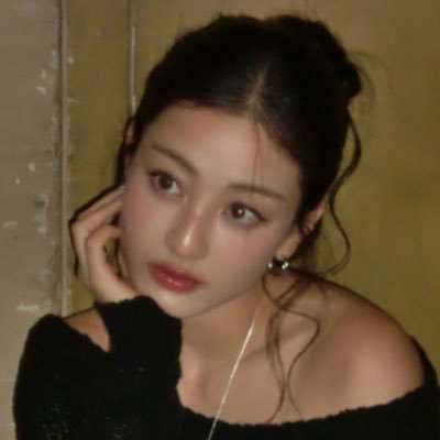 myotwi's profile picture. TWICE𑁤 ☻