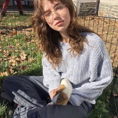 joselitosm23's profile picture. she/her