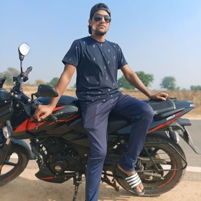 Tigersandeeppal's profile picture. जाति - धर्म से ऊपर, मेरे लिए देश, और इंसानियत, सबसे पहले हैं मैं हर गरीब, लाचार, कमजोर और बेबस लोगों को न्याय दिलाने के लिए पूरी ईमानदारी से प्रयास करूंगा