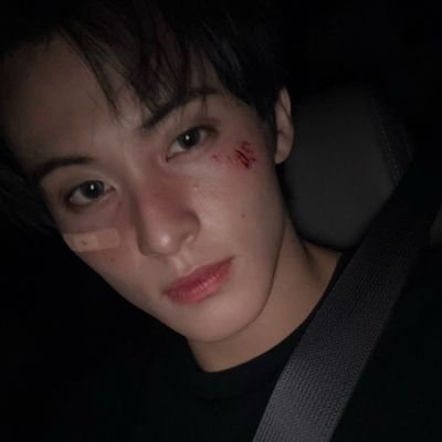 liellusion's profile picture. 07'      she/her       -`♡´-   🎧ᶻ 𝗓 𐰁 .ᐟ 𝘿𝙤𝙣'𝙩 𝙛𝙤𝙧𝙜𝙚𝙩 𝙩𝙝𝙚 𝙮𝙤𝙪 𝙬𝙝𝙤 𝙪𝙨𝙚𝙙 𝙩𝙤 𝙙𝙧𝙚𝙖𝙢...   —   ví a los dreamies ʕ ᵔⰙᵔ⠕ʔ