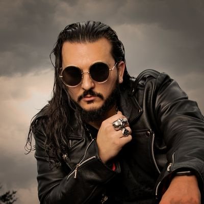 MegynKelly43's profile picture. (𝖋𝖆𝖙𝖍𝖊𝖗 • 𝖆𝖗𝖙𝖎𝖘𝖙 ➕ 𝖓𝖔𝖒𝖆𝖉 • 𝖗𝖎𝖉𝖊𝖗)

Saintcruce is a Georgia based artist mixing Dirty South HipHop, Southern Rock and a touch of Country.