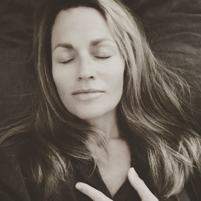 SpellKeely's profile picture. ٭ 𝙵𝚊𝚟𝚘𝚛𝚎𝚍 ٭