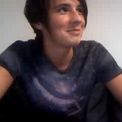 feeblelittlefox's profile picture. ⠀ ⠀ ⠀ ⚞ • ⚟ ⠀ got tha phancakes in mai system ⠀🫧