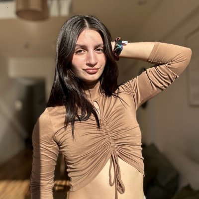 ariannasorx's profile picture. my snap story is a whole movie → arianaasky