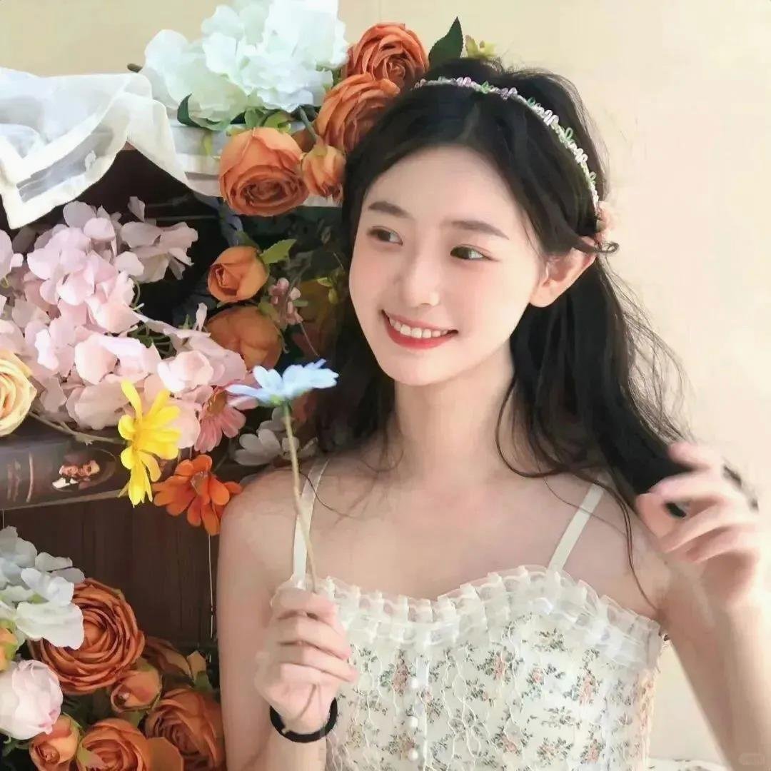 R5f122elOA9uN's profile picture. 