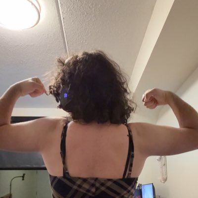 LilacWhorer's profile picture. 20, Just your neighborhood Eldritch Whorer herself~ 🏳️‍⚧️🇨🇦 Minors DNI