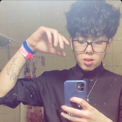 wwmbss's profile picture. 